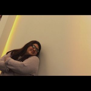 Meet your Posher, Karina